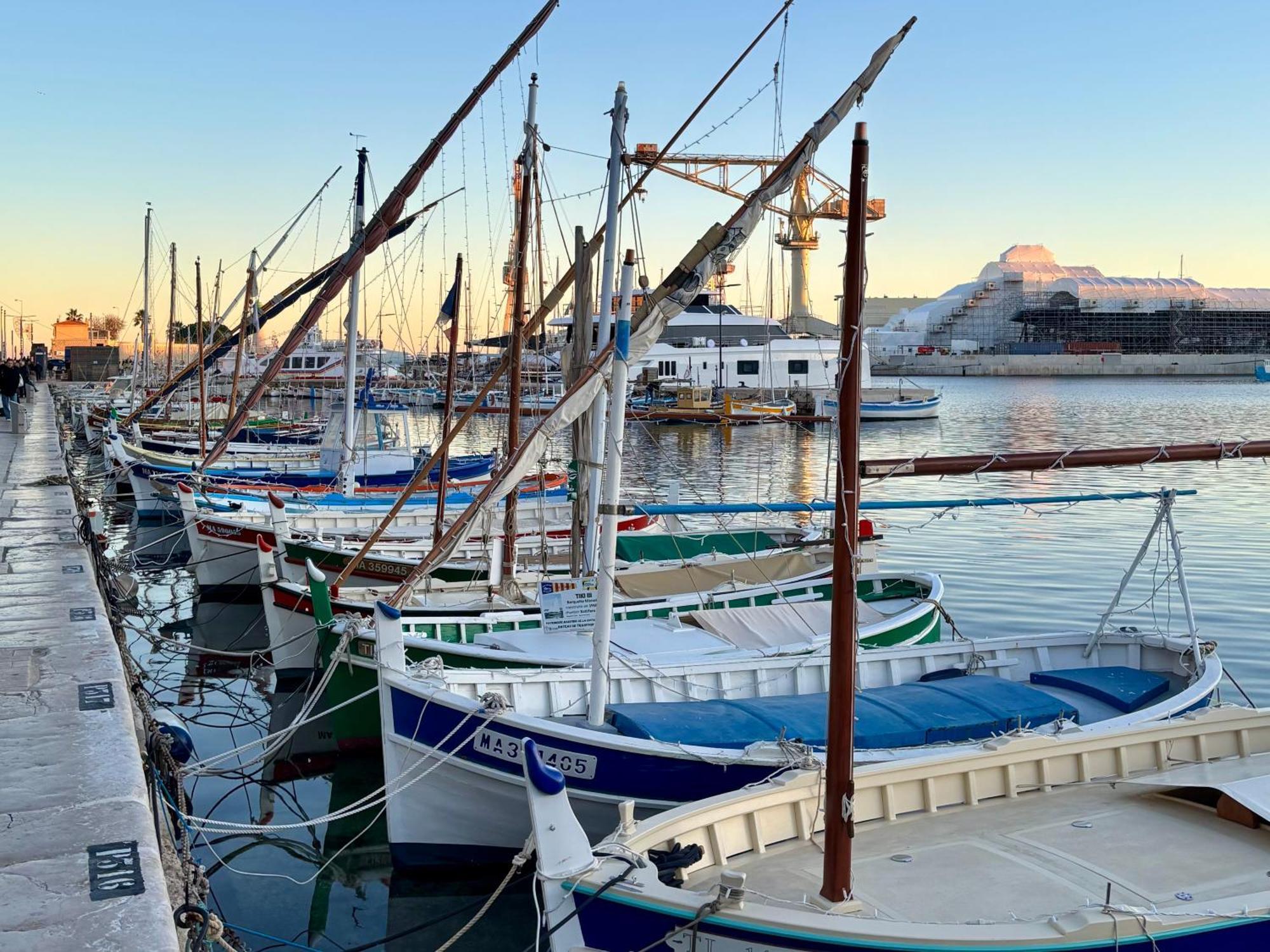 Aloha Climatise Parking By Laconciergerie13 La Ciotat Kültér fotó